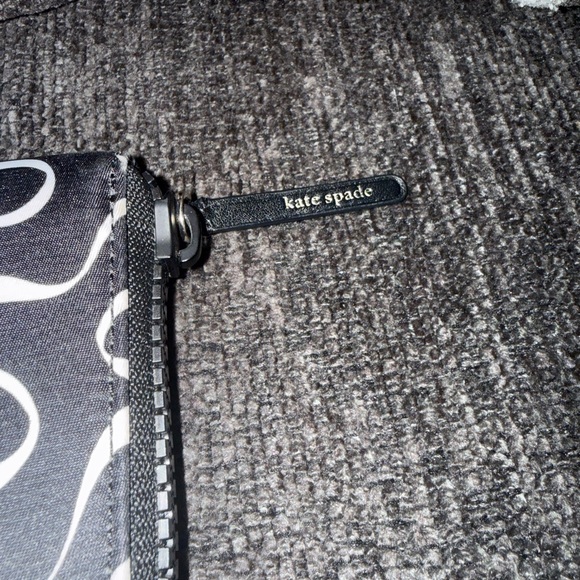 Kate Spade New York Bow Pattern Zip Wallet - Picture 6 of 8